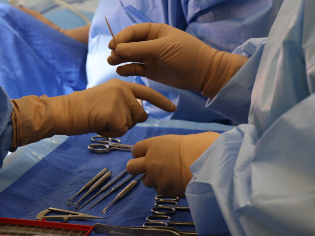 6 Year Old Dies After Parents Paid 860K For Experimental Therapy 