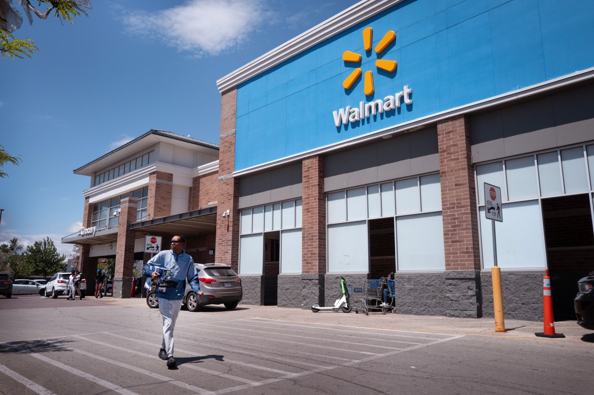 Trump says Walmart cut prices at his request, but Walmart statement omits administration’s role