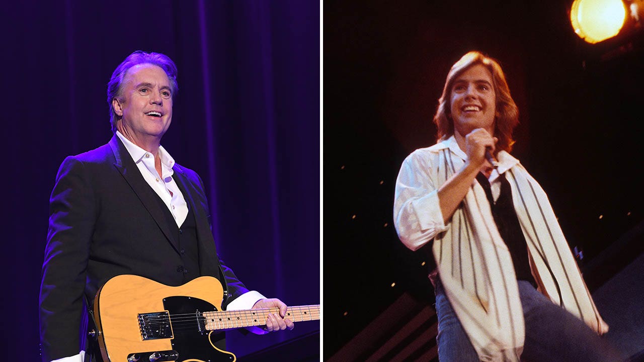 Shaun Cassidy at a music festival in 2025