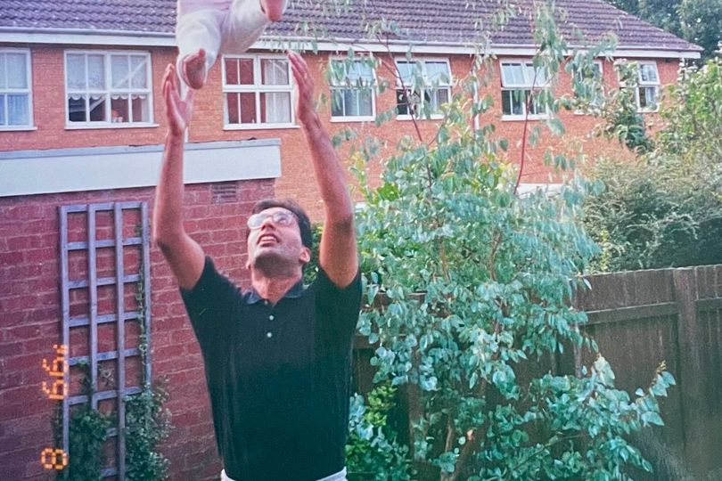 Dad dies from rare cancer after dismissing stomach pain