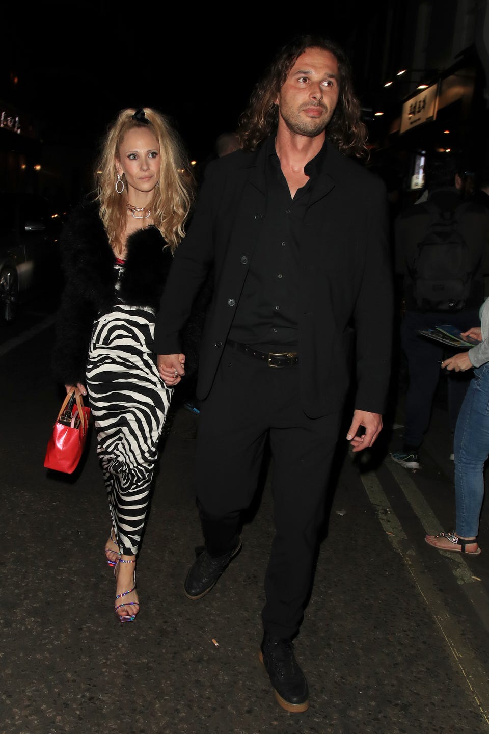 Juno Temple takes Jennifer Lopez’s ‘Gigli’ premiere dress for a spin at ‘Ted Lasso’ premiere