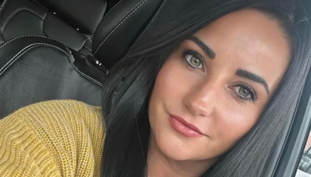 Ohio mom of 3 killed when massive tree crashes onto SUV in freak highway accident