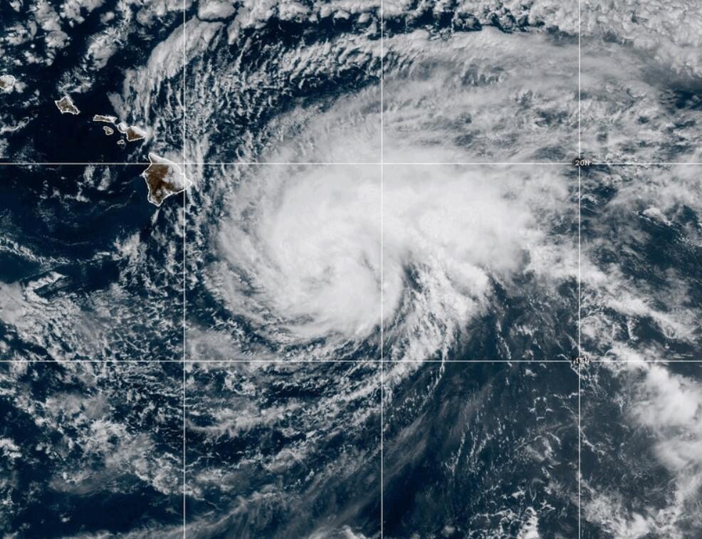 Hurricane Lala strengthens as Hawaii faces first potential Big Island hit in 155 years