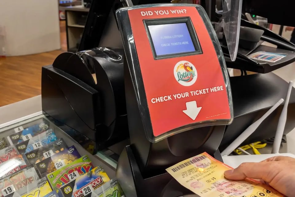 Undocumented immigrant claims US uncle ran off with $2M lottery prize