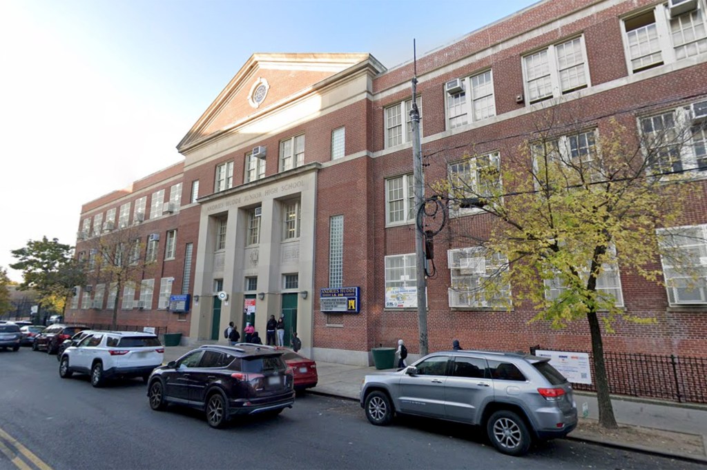 Pervy NYC teacher busted for forcing girl, 12, into tight hug, claiming he wanted Latin wife: DA