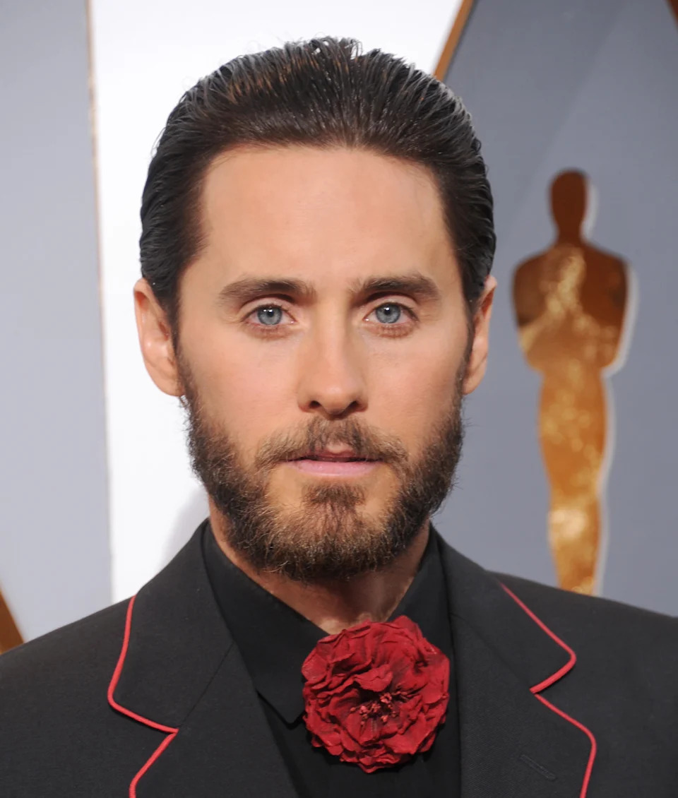 Jared Leto got 'handsy,' creeped out bartender, sent shower selfie - 'bombarded me with texts'