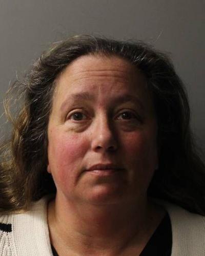 Crooked Long Island PTA mom admits she stole $14K to load up at Lululemon: DA