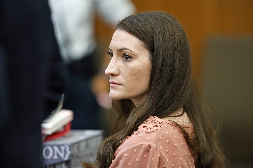 Reporter at Lindsay Clancy trial sparks blacklash for winking at camera, forcing Vanity Fair to pull her credentials