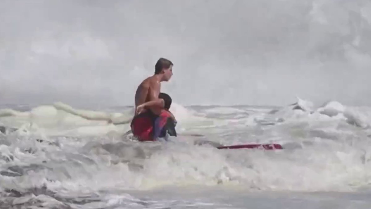 Scott Vander Dussen, the bystander who filmed the rescue