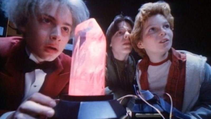Hocus Pocus star Omri Katz looks so different decades after playing Max as he takes on a very different career
