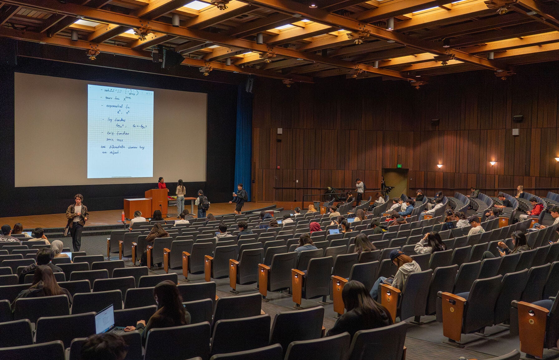 UC Berkeley professor who criticized student math abilities admits to using AI to help write viral op-ed