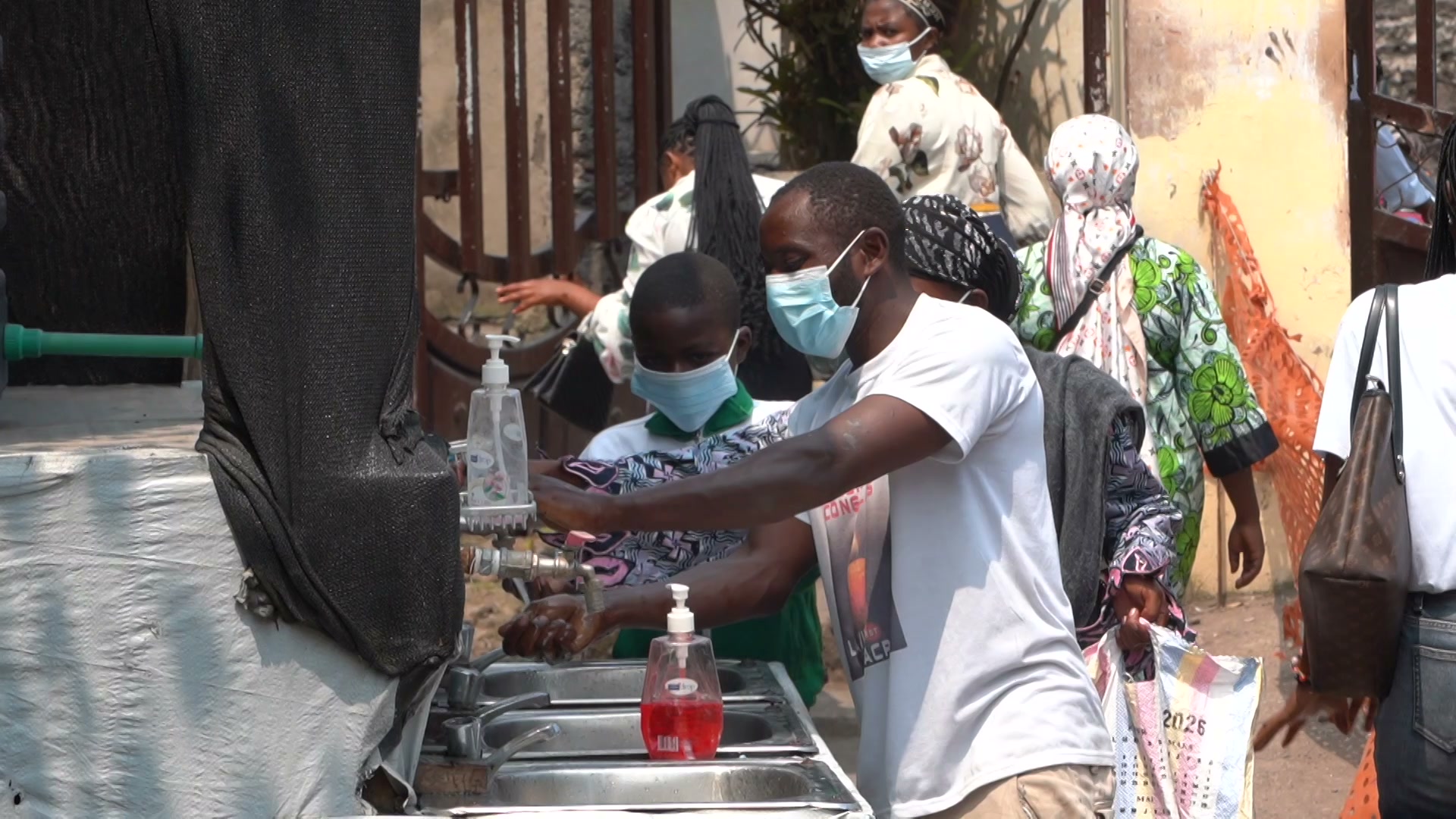 Congo’s Ebola outbreak reaches 5,000 cases as death toll rises