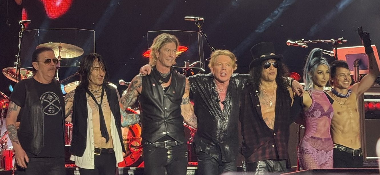 Guns N’ Roses frontman Axl Rose opens up about painful battle with severe TMJ condition