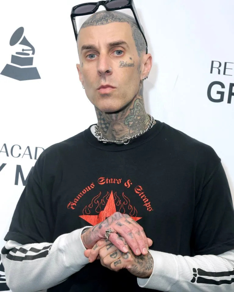 Travis Barker and daughter Alabama had ‘awful’ feeling before his 2008 plane crash that killed 4