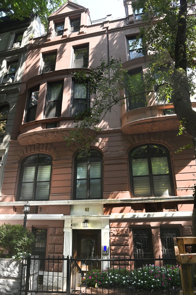 Two NYC socialist leaders caught living capitalist dream