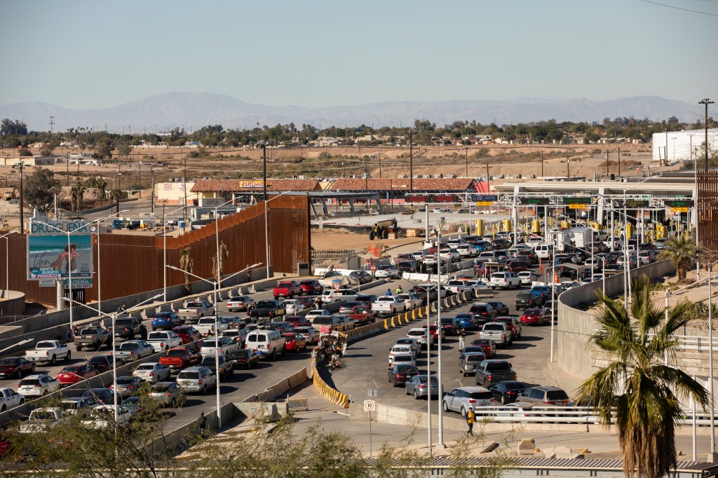 Tourists given urgent warning over cartel threat in popular Mexican border town