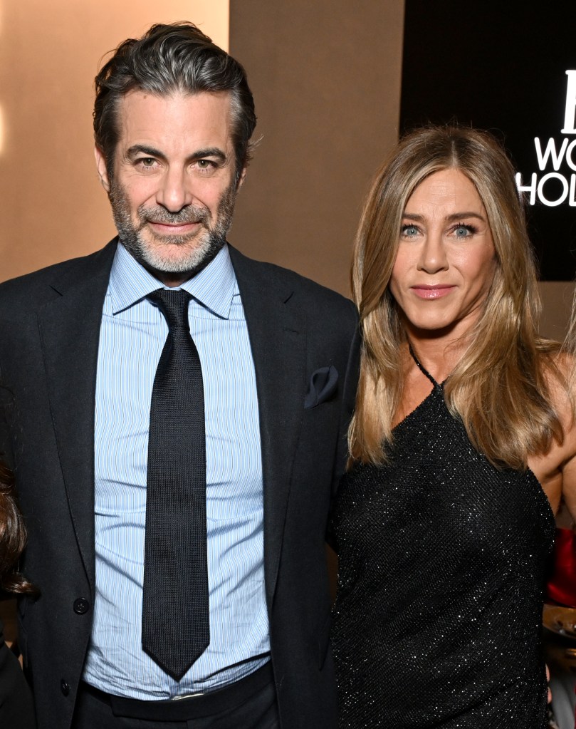 Why Jennifer Aniston isn’t hiding her romance with hynotherapist Jim Curtis — even though insiders say she won’t marry him