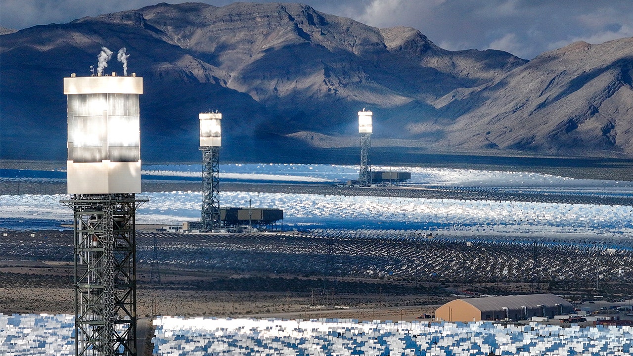 Failed $2.2 billion California solar farm forced to close is now defying Trump after reopening