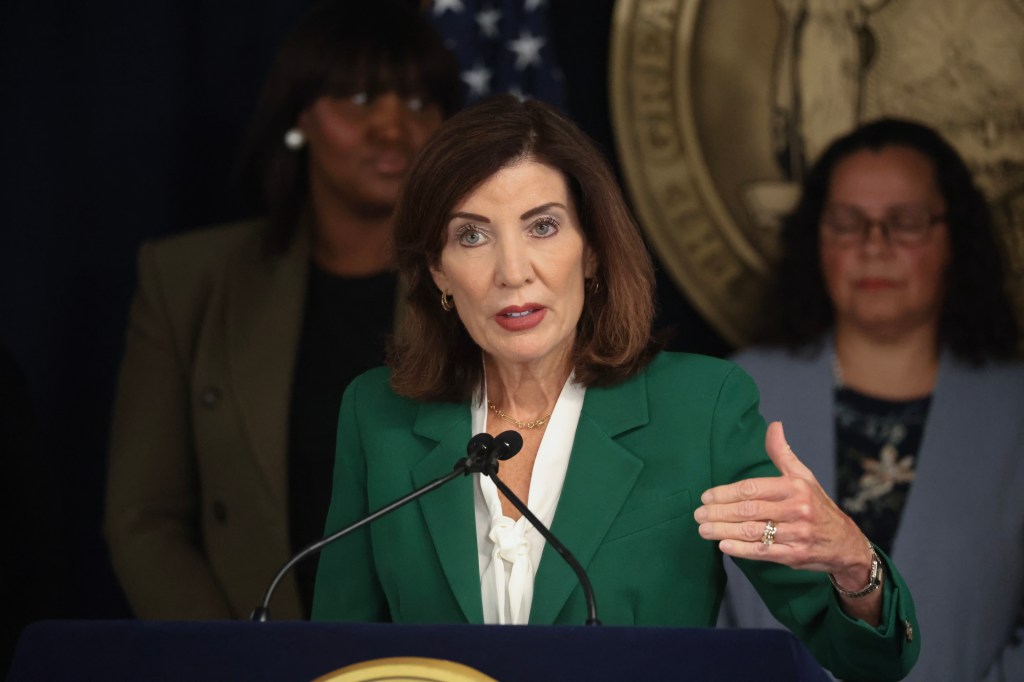 Hochul warns of Holocaust restitution scam targeting survivors