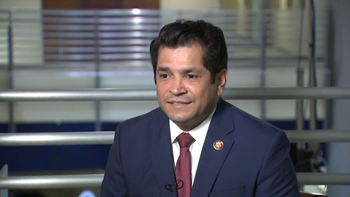 House Ethics panel probing Dem Rep. Jimmy Gomez after he admitted to cheating on his wife following Post report on staffer makeout