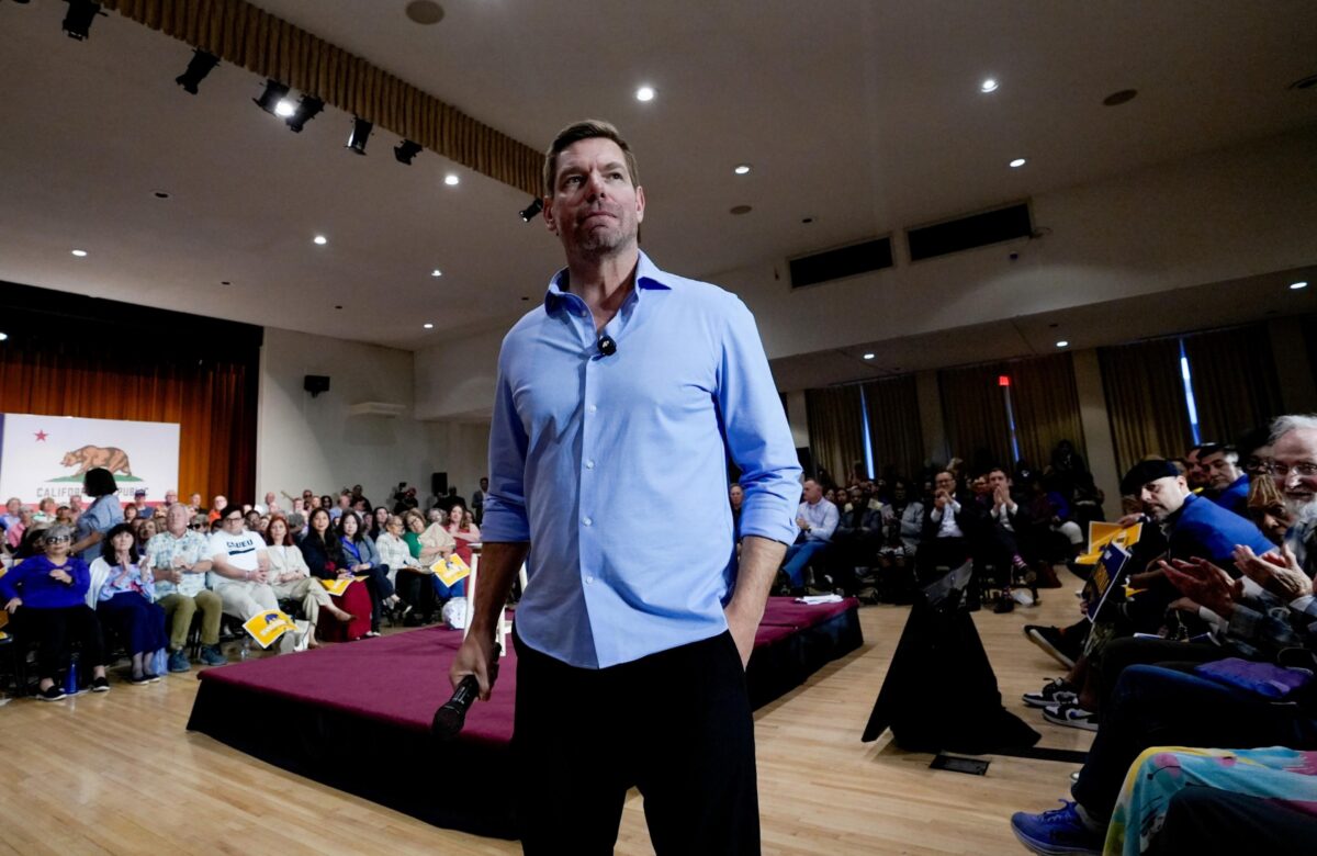 FBI stumbled across Eric Swalwell’s affair with Chinese spy Fang Fang when agents tried to recruit her: docs