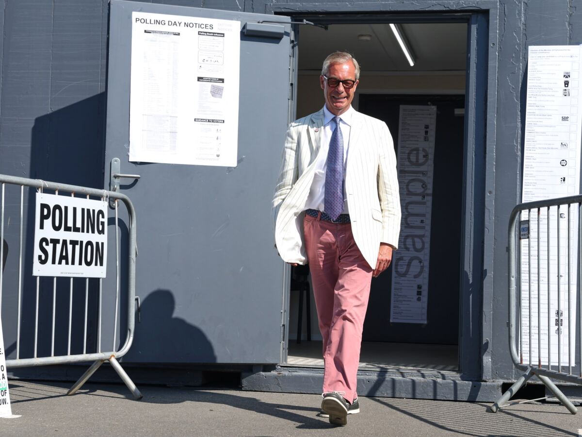 Nigel Farage has won the Clacton by-election with victory over Count Binface