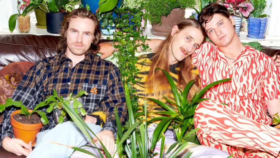 Australian rockstar, 29, has three months left to live after bowel cancer diagnosis