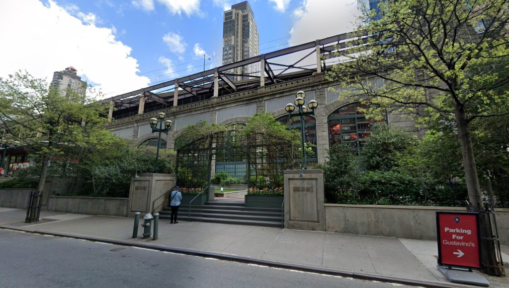 Luxe NYC venue hijacks public plaza under iconic bridge to rake in up to $300K a pop using shocking enforcers: suit