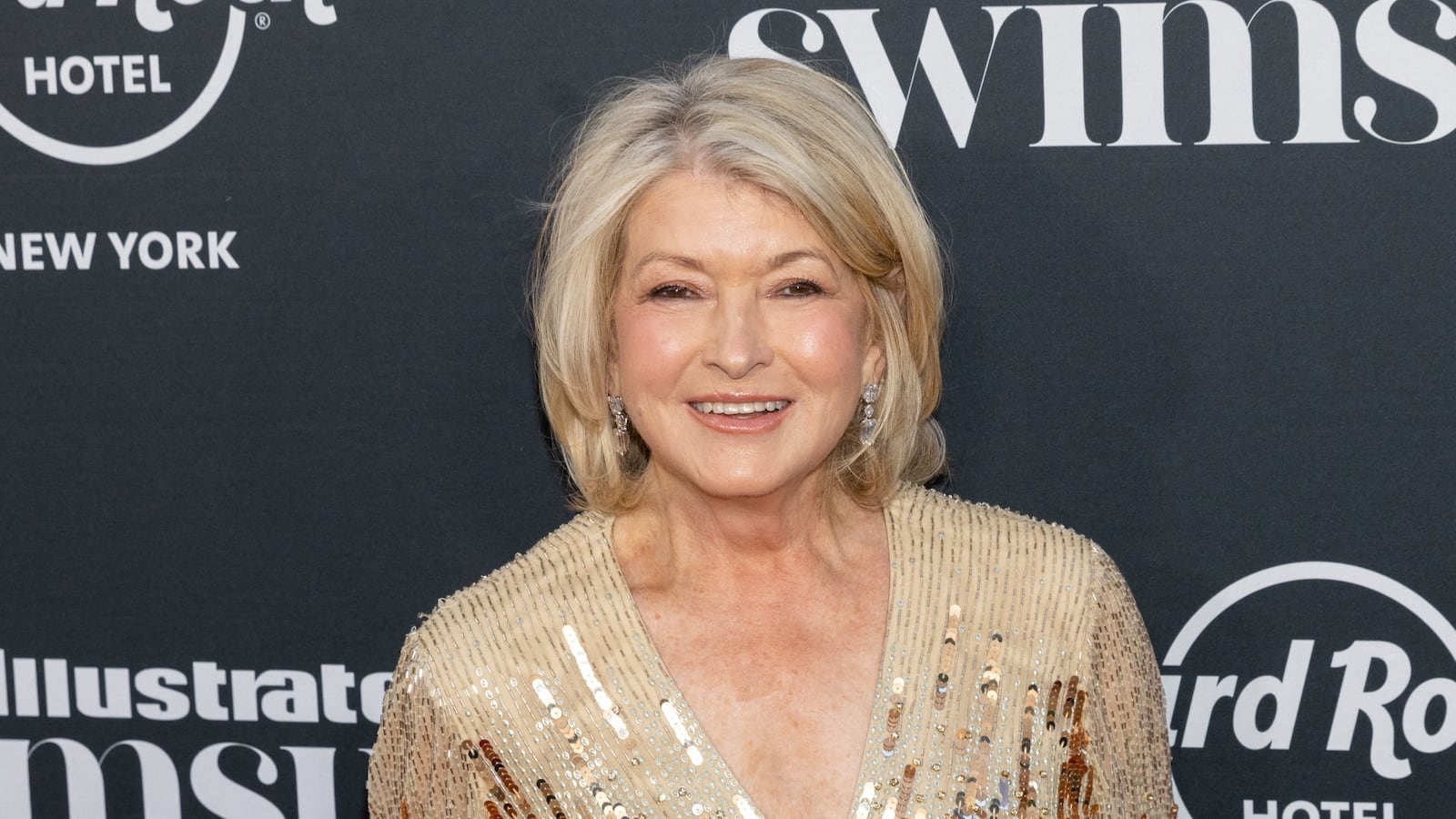 Martha Stewart celebrates 85th birthday with sultry hot tub pic: ‘Serving face’