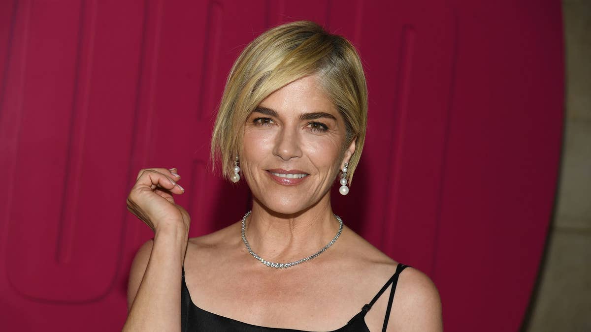 Selma Blair goes for a dip in Mexico one year after revealing she was ‘truly’ in MS remission