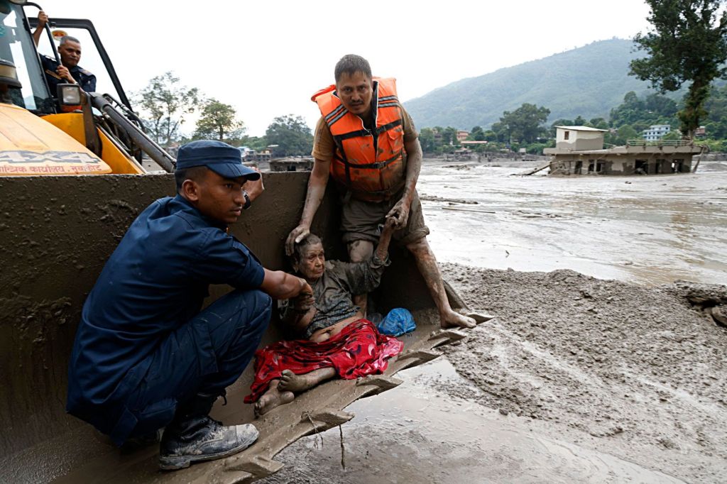 Harrowing footage shows moment flood hits China-Nepal border — leaving 72 dead and hundreds missing, including 3 Americans