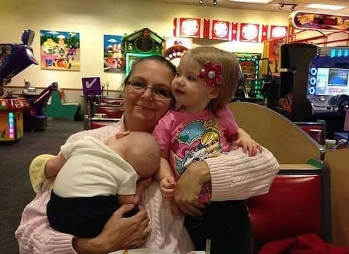 Chilling final text NY mom sent dad about ‘stomach bug’ before 4 kids killed in murder-suicide revealed