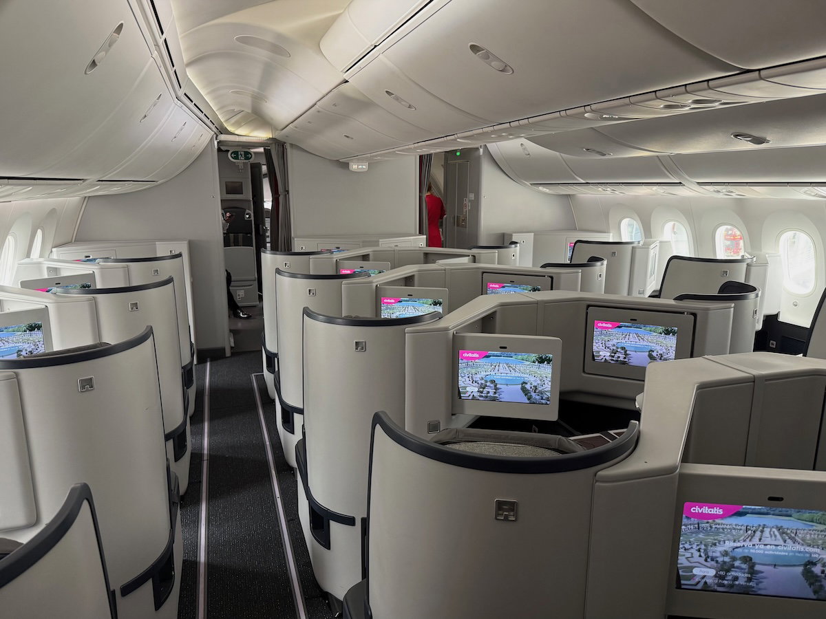 Colombian influencer banned by airline after stink-bombing transatlantic flight