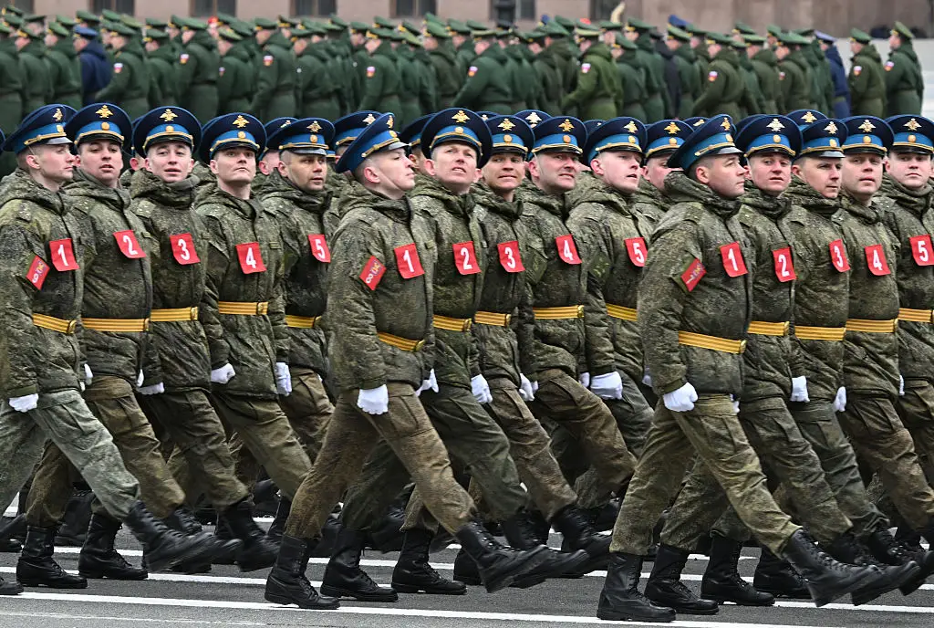 Russia's mysterious 'Doomsday Radio' just erupted with coded messages after 'buzzing' for 36 years