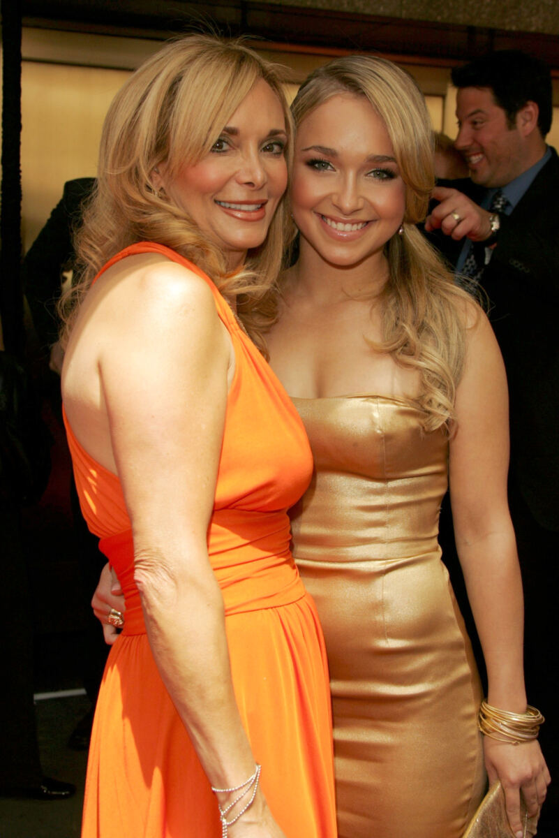 Hayden Panettiere’s mom lifts lid on actress’ eerie final hours