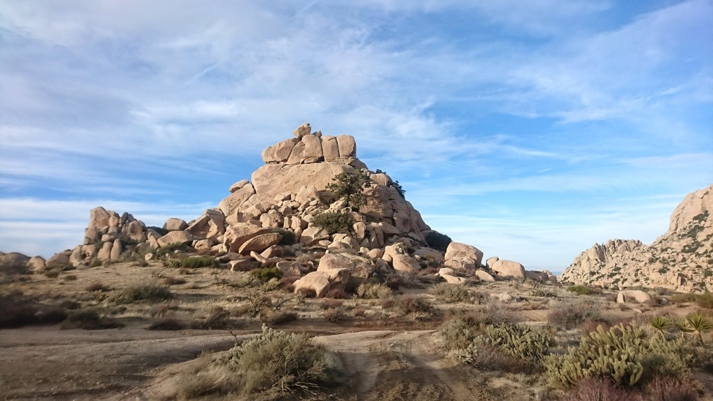 Illegal migrant gets stranded in California desert after crossing Mexico border