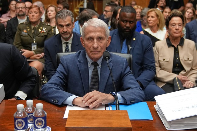 Fauci privately warned of miscarriage risk linked to COVID vaccine while publicly claiming no issues, newly released texts show