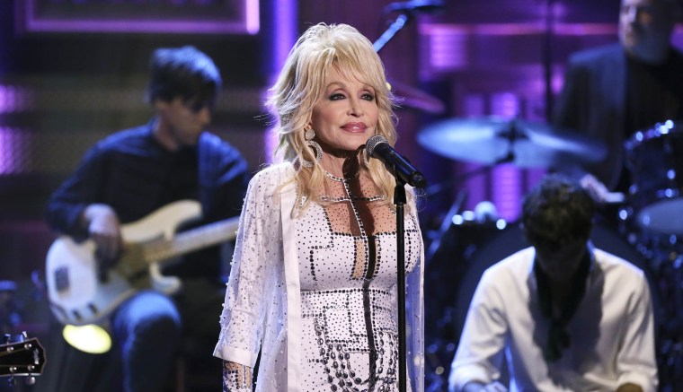 Dolly Parton opens up about 'hard times' with her health in candid update