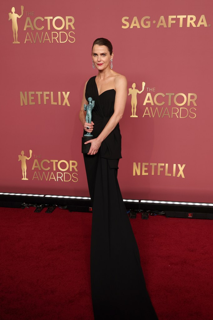 Keri Russell says she sometimes buys her own red carpet gowns because she’s ‘not that famous’