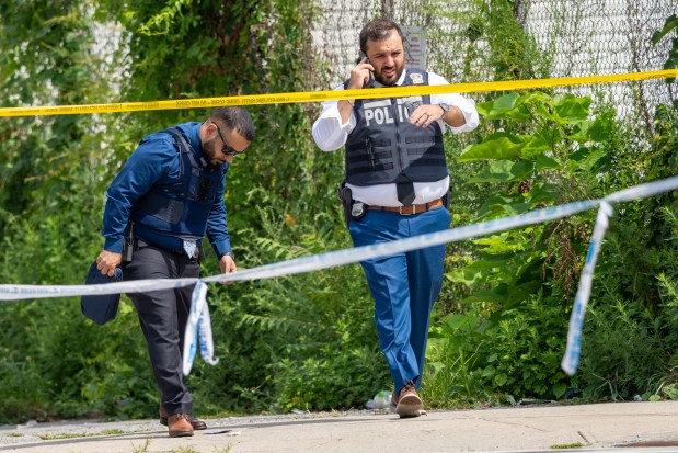 Innocent NYC woman, 33, bleeds out in bar bathroom after being struck by stray bullet