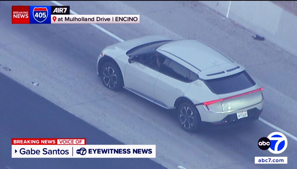Rush hour chaos on major Los Angeles freeway as multiple cars suddenly disabled