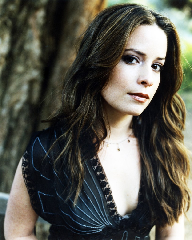‘Charmed’ alum Holly Marie Combs confirms retirement from acting, breaks down her decision