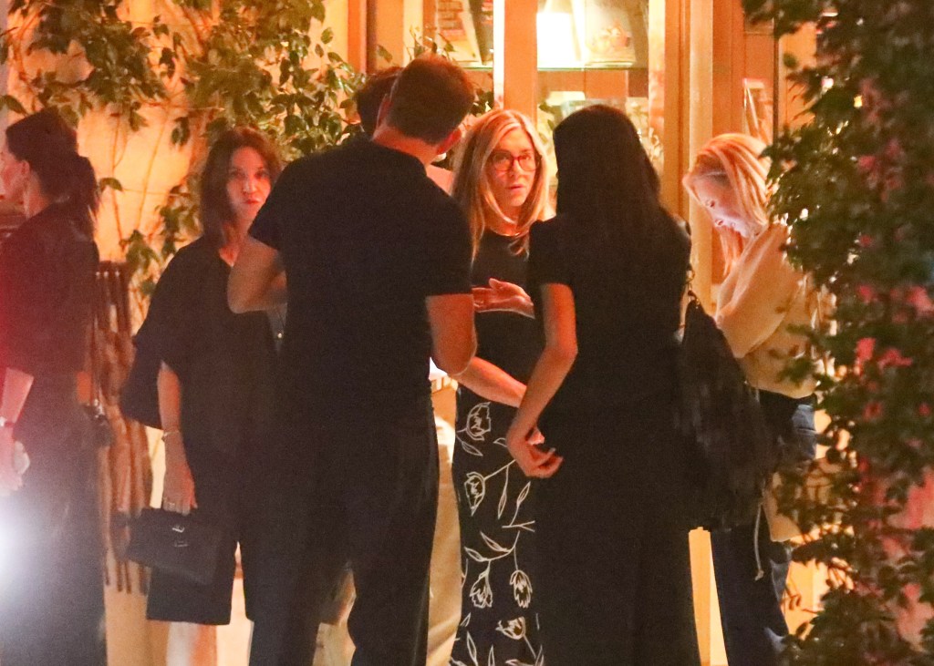 Why Jennifer Aniston isn’t hiding her romance with hynotherapist Jim Curtis — even though insiders say she won’t marry him