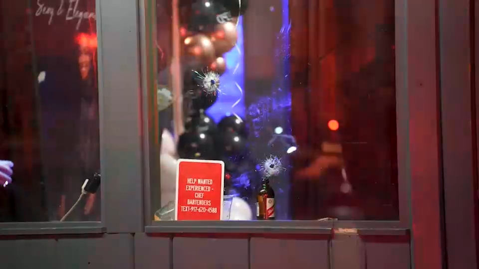 Innocent NYC woman, 33, bleeds out in bar bathroom after being struck by stray bullet