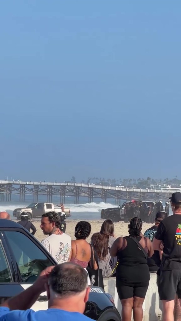 Wild police chase ends up on Pacific Beach in California in front of sunbathers