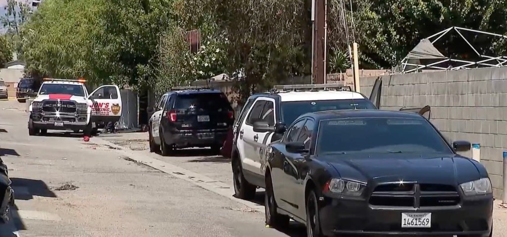 Pregnant woman critically injured in Canoga Park shooting