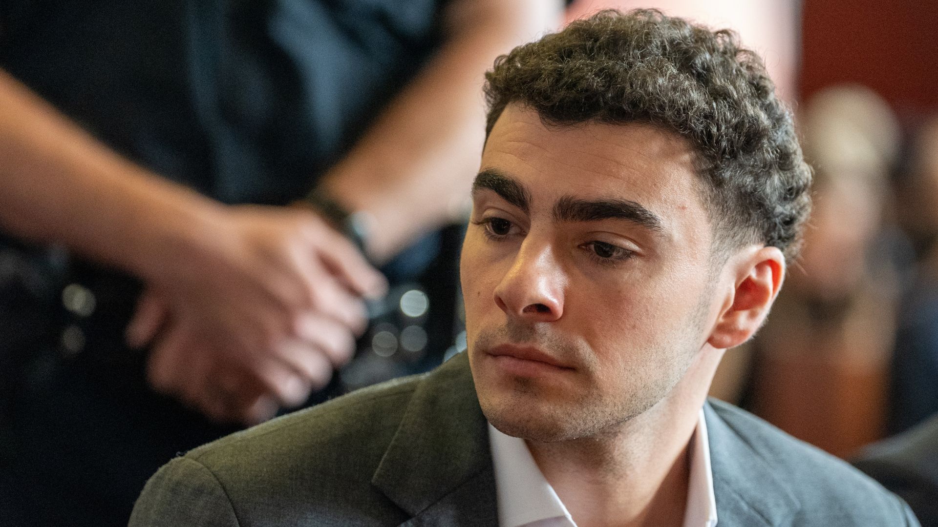 Surprise hearing scheduled in Luigi Mangione’s case — sparking speculation of plea deal