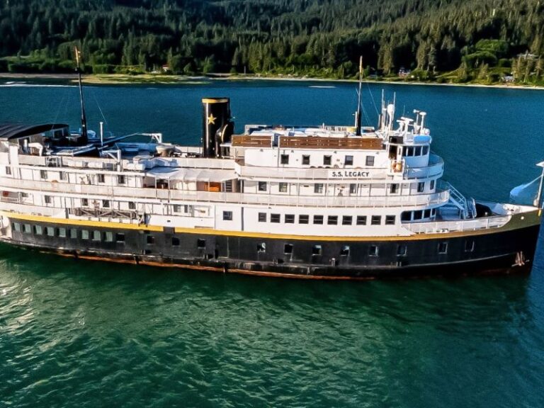 The Wilderness Legacy cruise ship