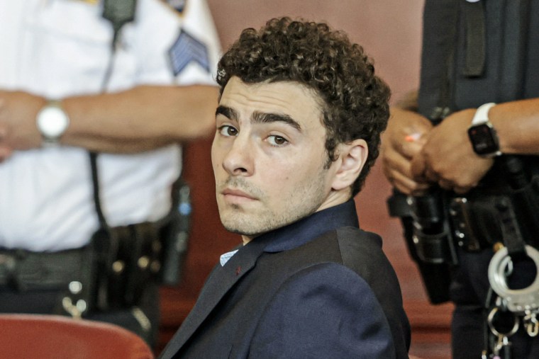 Luigi Mangione’s NYC trial rules revealed as court OKs 86 news orgs, anonymous jury — after concerns of ‘intimidation’ by sick fans