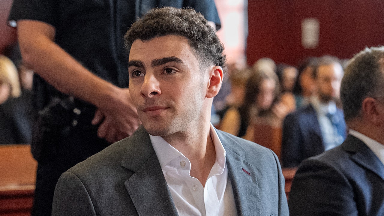Luigi Mangione’s NYC trial rules revealed as court OKs 86 news orgs, anonymous jury — after concerns of ‘intimidation’ by sick fans
